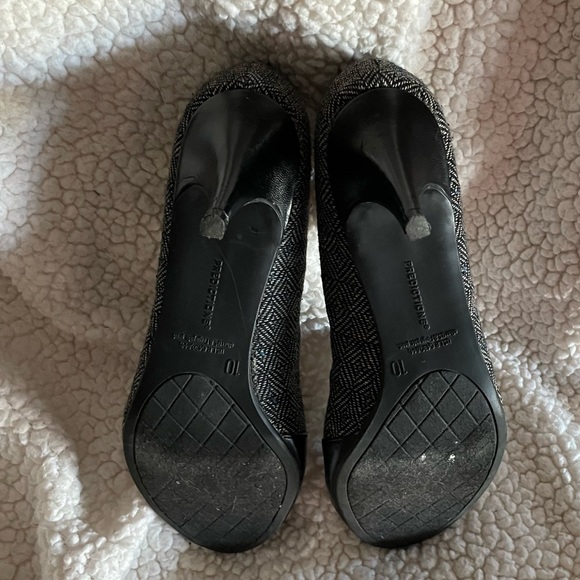 Predictions Heels - Picture 7 of 7